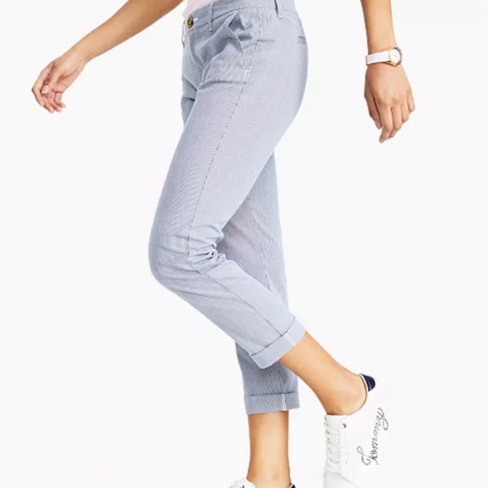#188 Tommy Hilfiger Women’s capri Blue Striped Pants  NWT - Picture 2 of 11